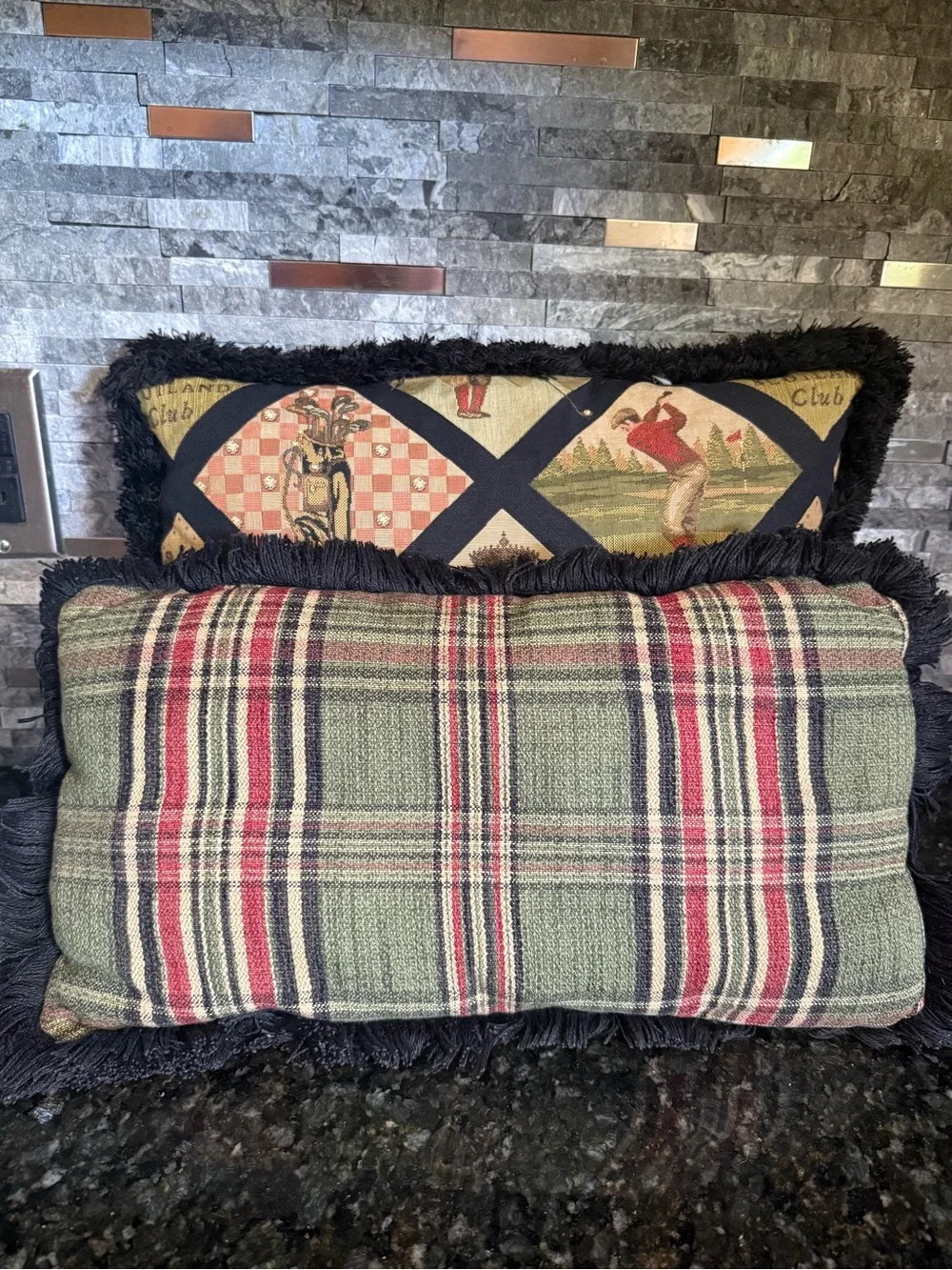 N/A decorative throw